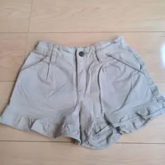 COMME CA FILLE １１０サイズ ベージュ フリル付きショートパンツ