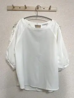 【ジーナシス】白ブラウス