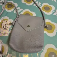 D.KELLY グレー スマホショルダーバッグ