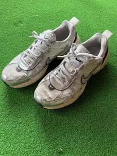 ナイキ Nike V2K RUN ホワイト シルバー 27.5cm