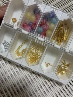 ハンドメイド用ビーズと金具セット