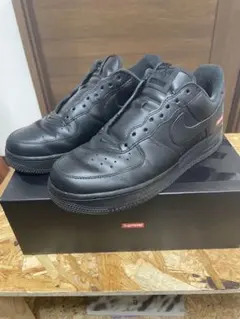 Supreme × Nike Air Force 1 Low 