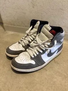 Nike Jordan 1 Retro High Smoke Grey