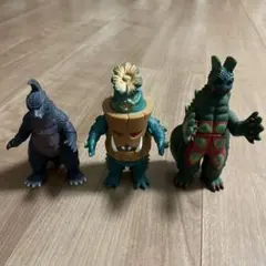 ☆ 絶版　ソフビ ウルトラ怪獣500 モチロン・アーストロン・ドラゴリー　☆