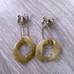 アクリル製　イヤリング