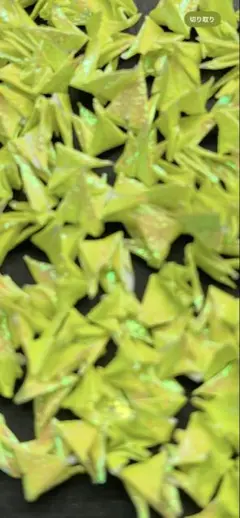 黄緑色の折り鶴ミニチュアパーツ100羽