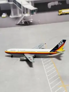 JAS（日本エアシステム） A300-600R 1/200 - メルカリ