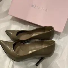 ダイアナ　パンプス