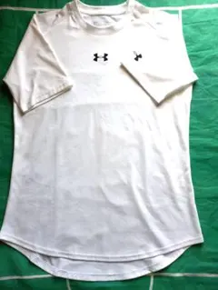 Under Armour 　アンダーアーマー　ヒートギア　ホワイトTシャツ SM