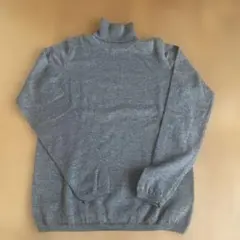 ユニクロ　美品　ウール　レディースタートルネック　ニット　グレー