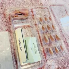 FINGER SUIT プレスオンネイル 40個入り