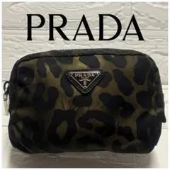 PRADAプラダ　レオパード柄　ポーチ　❤︎のサムネイル
