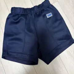 RISE ネイビーショートパンツ　クォーターパンツ　120 保育園　幼稚園