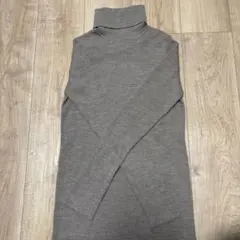 ユニクロ エクストラファインメリノ リブタートルネックセーター毛100%