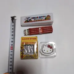 HELLO KITTY 文房具セット　SANRIO　キティ　消しゴム美品未使用