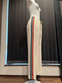 Zadig＆voltaireパンツ　ライン付き