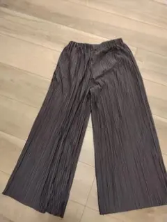 グローバルワーク　つや　サテン　パンツ　ブラウン 140