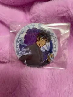 松田　コナン　トムス　花束　缶バッジ　ラメ