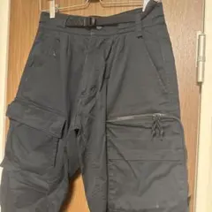 NIKE ACG カーゴパンツ　ブラック　ジップのサムネイル