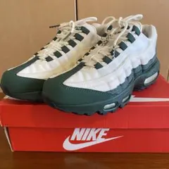 美品　Nike Air Max 95 ホワイト/グリーン