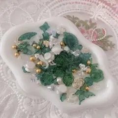 ⟡.·グリーン系パーツ⟡.· 約80個入り
