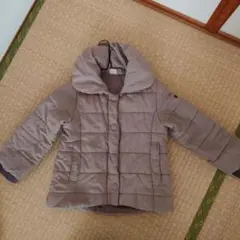 ベージュ ダウンコート　120サイズより小さい