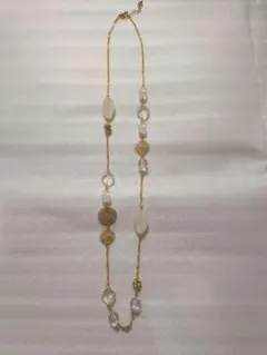 ロングネックレス　ゴールドクリアビーズ