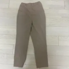 ユニクロ　スマートアンクルマタニティパンツ