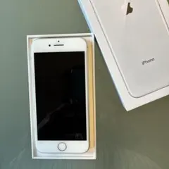 Apple iPhone 8 シルバー 64GB 本体　箱　新品ケーブル