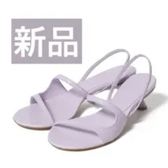 新品　PIPPICHIC / BIEBER カービーストラップサンダルのサムネイル