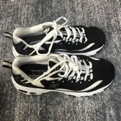 SKECHERS Air-Cooled Memory Foam スニーカー