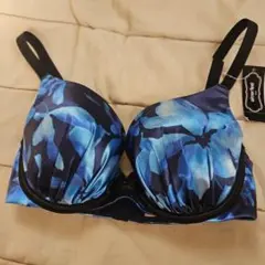 タグ付新品　エメフィール花柄ブラ D65　aimer feel