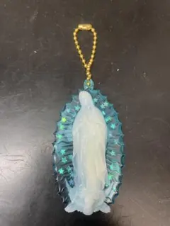 マリア像と十字架のチャーム