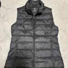 ユニクロ ウルトラライトダウンベスト ダウン90％ Lサイズ　黒　ブラック　人気