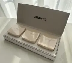 Item thumbnail for item dadd70b9-fc69-4748-be80-7dd4e9f48a05