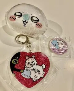 ちいかわ カプキャラ モモンガ　ラメアクリルキーホルダー　くら寿司缶バッジ