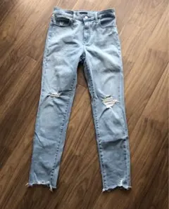 UNIQLO ストレッチジーンズ　25