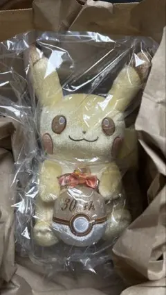30周年記念ぬいぐるみ ピカピカ！ピカチュウ