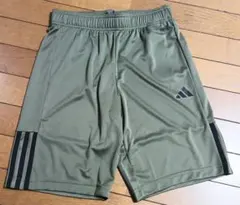 新品タグ付　adidas　ショートハーフパンツ　レディスS〜М　ジュニア160
