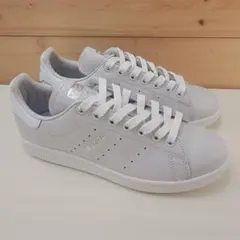 アディダス スタンスミス ビューティー&ユース 別注 ライトグレー 23.5cm
