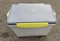 Item thumbnail for item 4d69e975-56d8-4795-8ad7-e973b4303c0d