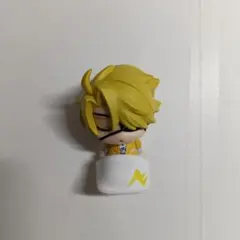 カラフルピーチたっつんおねむたん