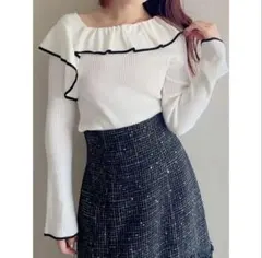 マーキュリーデュオ アシメランダムラッフルコンパクトニット