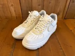 ✓NIKE AIR FORCE 1 LUXE ホワイト