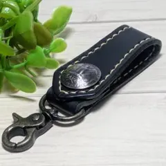 牛革 手縫い ベルトループ　キーホルダー コンチョ、金具無し、穴あり