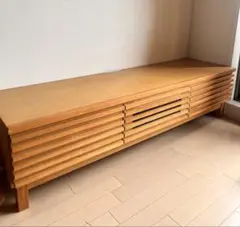 ACTUS Molteni&C】お気に入りのお部屋に！高級感があるテレビボード