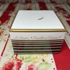 【新品未使用】アイレディースエモリエントクリームC定価14175円　14点セット アイレディース・エモリエントクリームC｜アイレディース化粧品