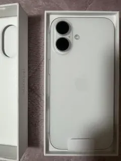 Apple iPhone 16 ホワイト 本体 箱・充電ケーブル付き - メルカリ