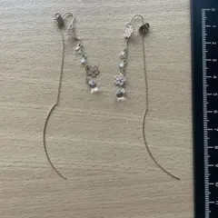 桜モチーフ ゴールド ピアス(両耳用)