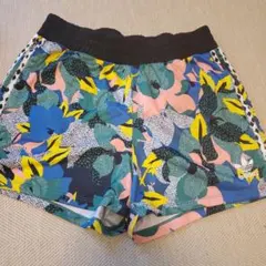 adidas 花柄 ショートパンツ　XOT